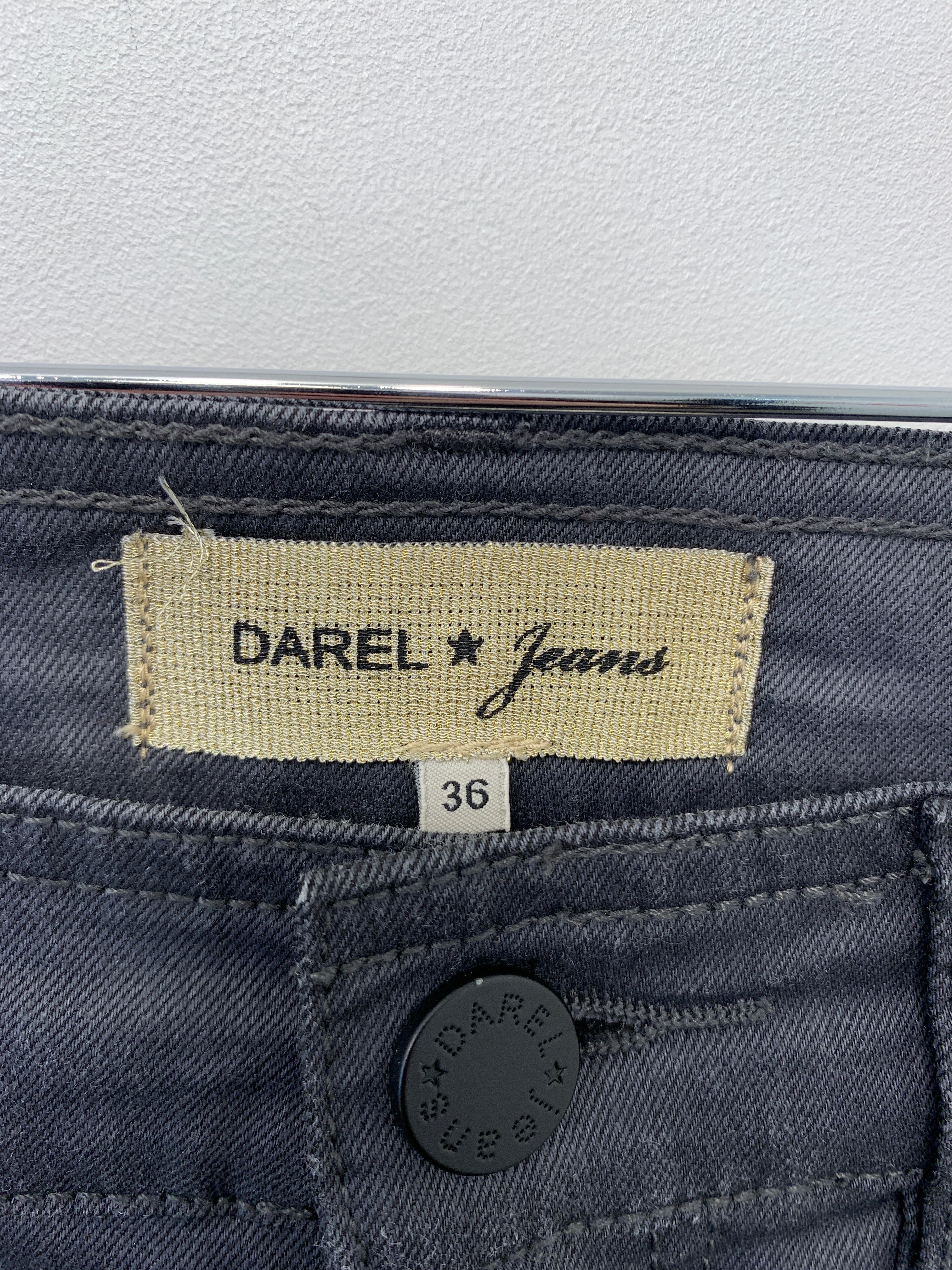 Darel Bukser